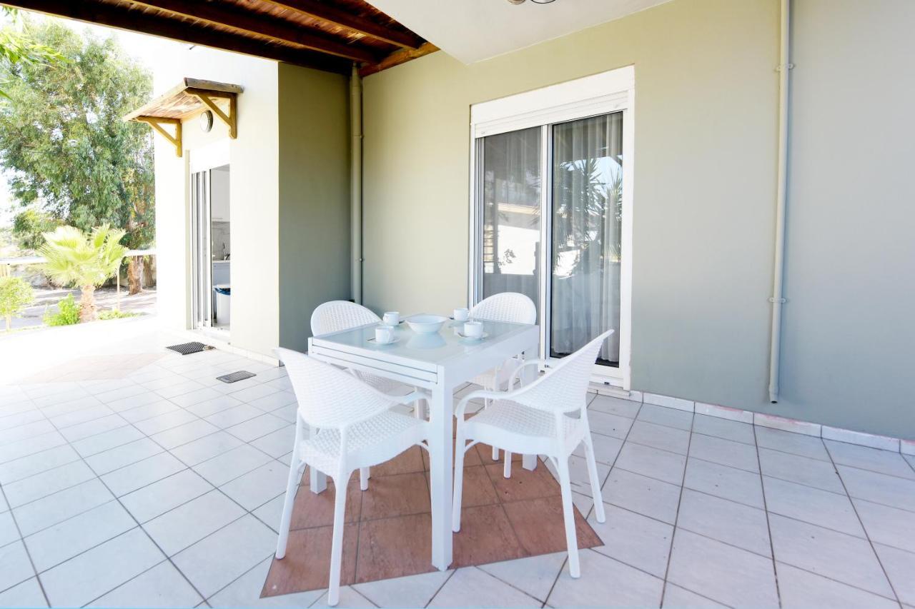 גנאדי Villa Irilena - 4Bdr Beach House מראה חיצוני תמונה